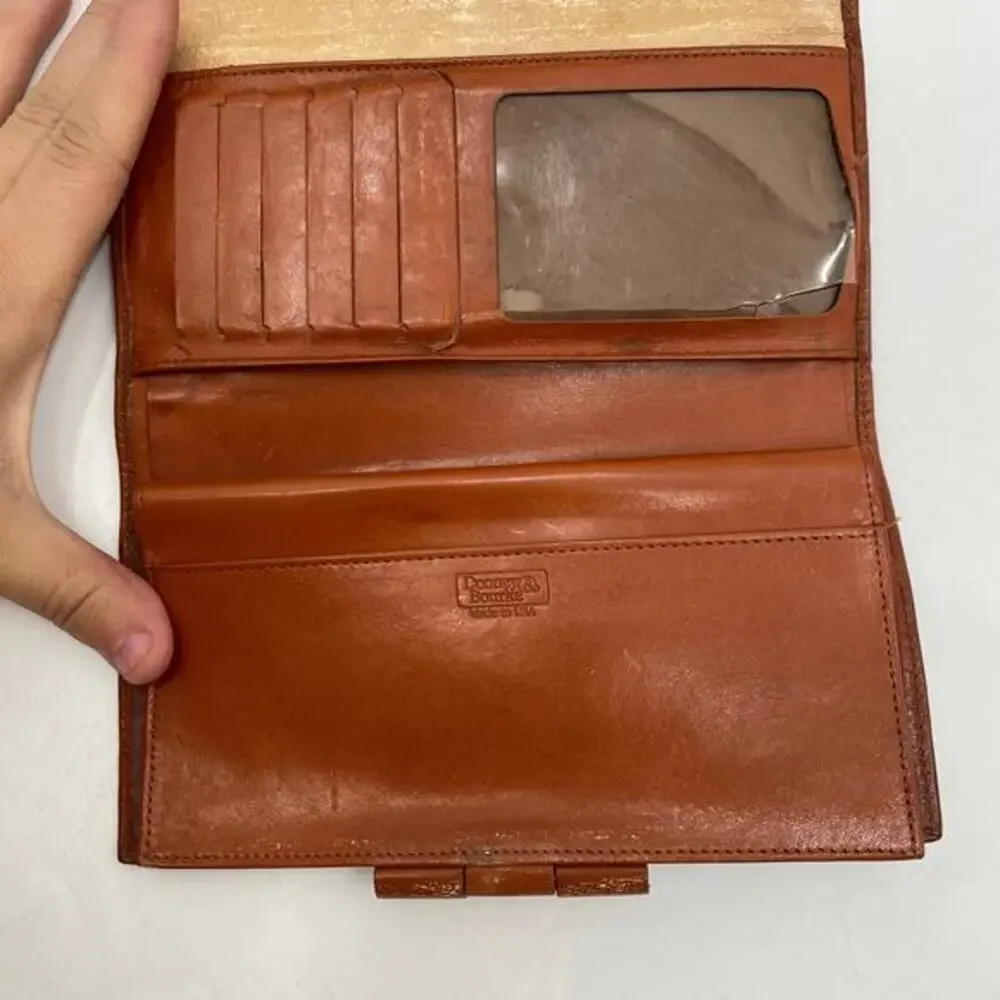 Dooney & Bourke Vintage tan‎ leather Trifold wallet